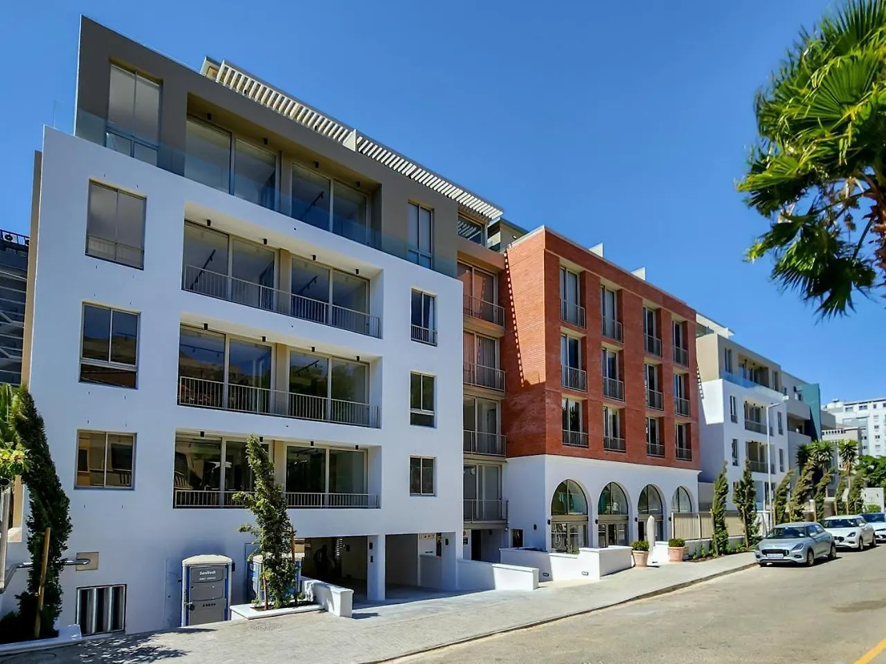 The Braemar Green Point Two Bed, Two Bath, Parking Cape Town South Africa