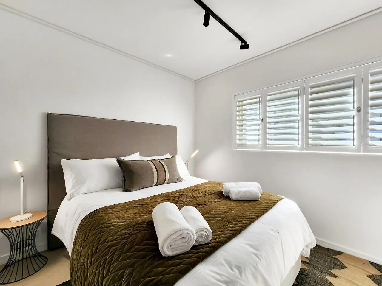 The Braemar Green Point Two Bed, Two Bath, Parking Cape Town Apartment