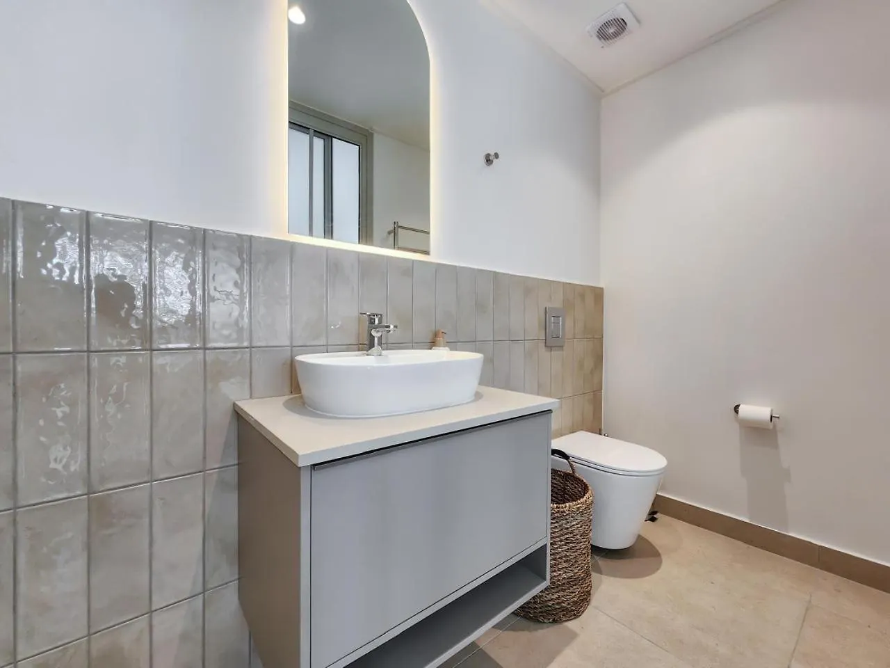 The Braemar Green Point Two Bed, Two Bath, Parking Cape Town