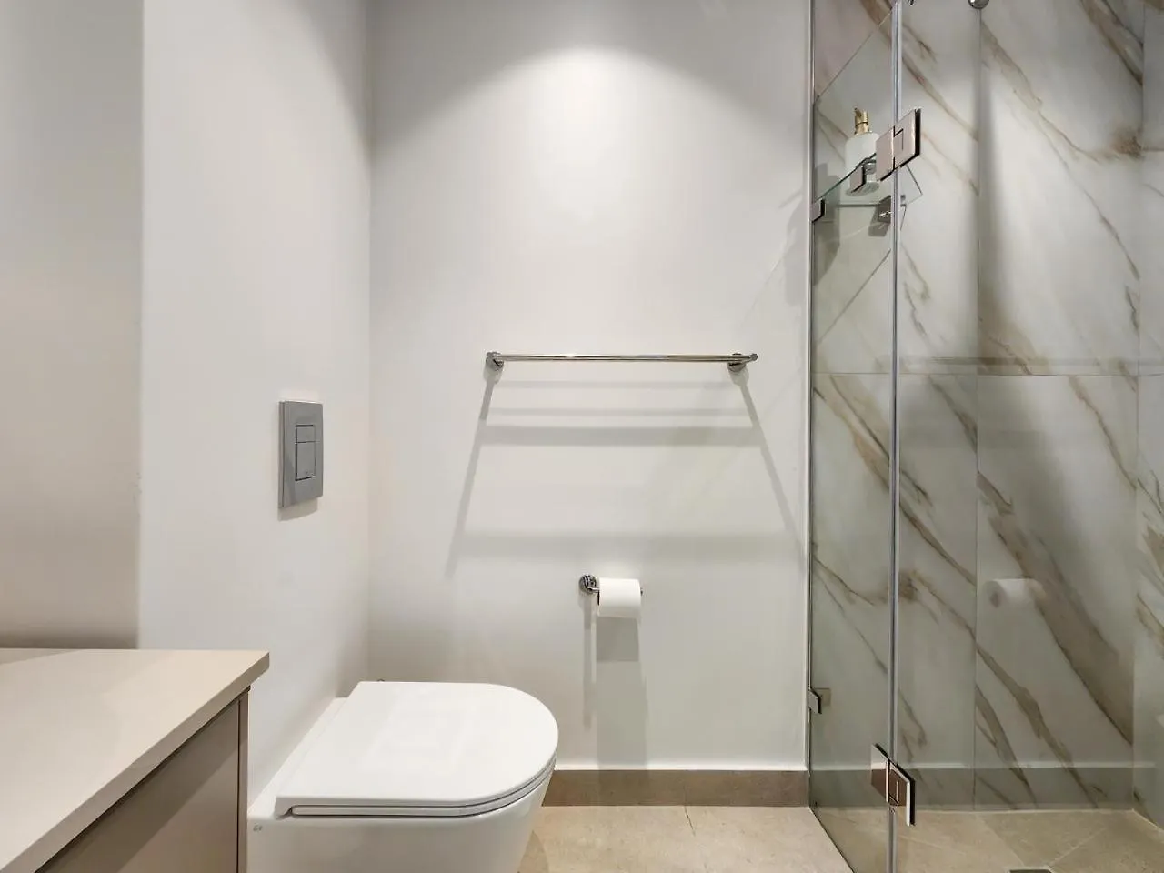 Apartment The Braemar Green Point Two Bed, Two Bath, Parking Cape Town South Africa