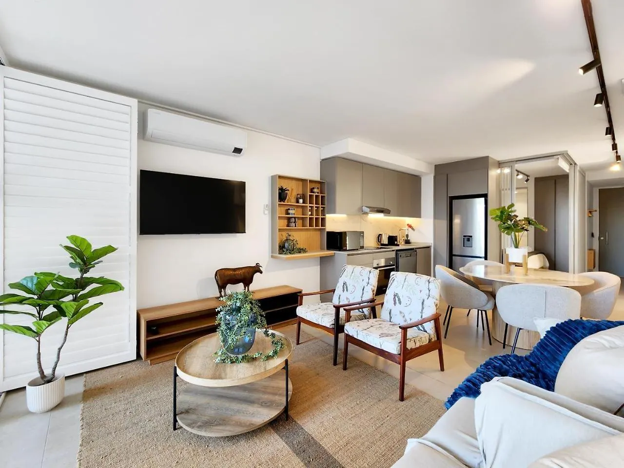 The Braemar Green Point Two Bed, Two Bath, Parking Cape Town South Africa