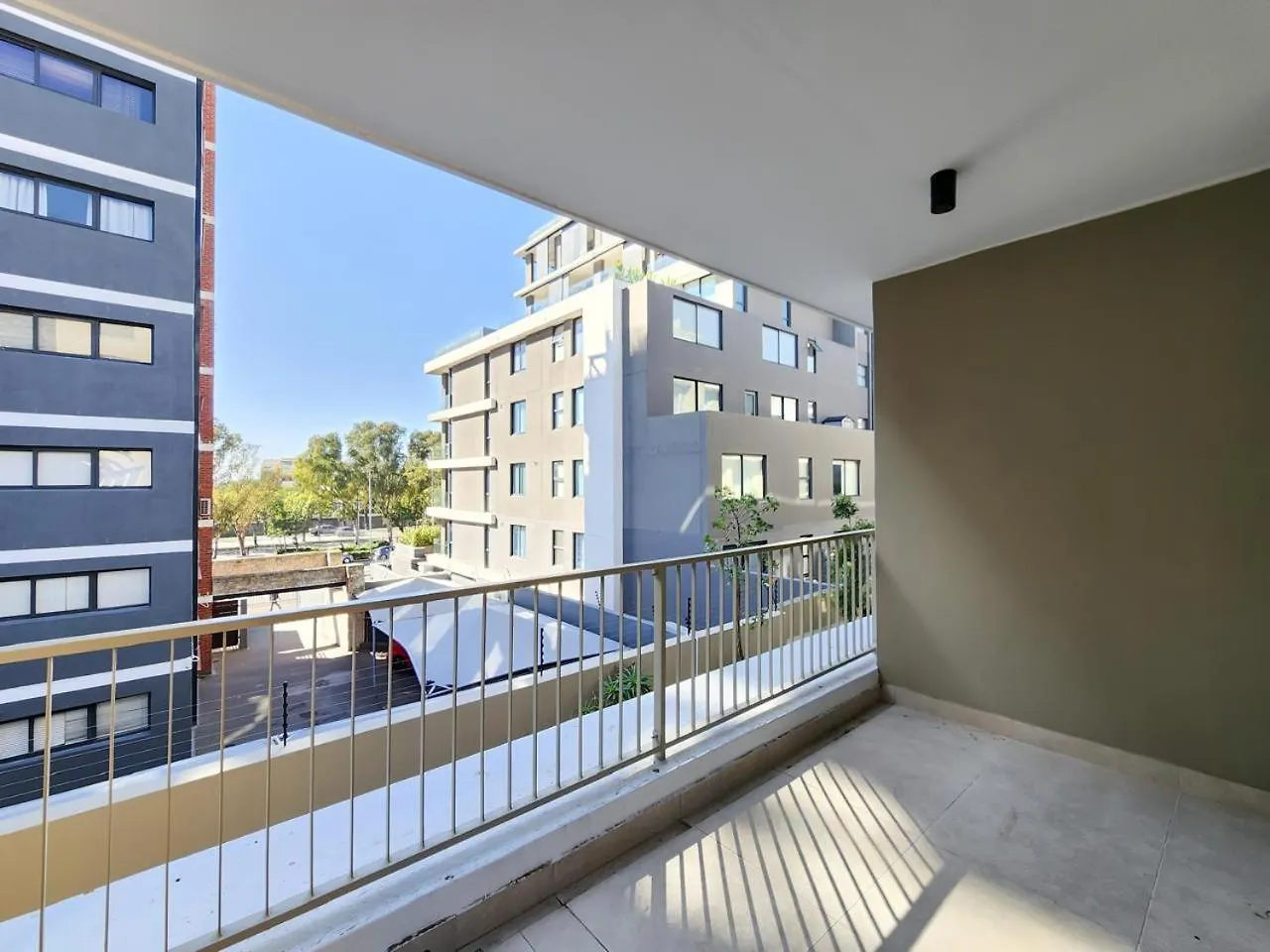 Apartment The Braemar Green Point Two Bed, Two Bath, Parking Cape Town